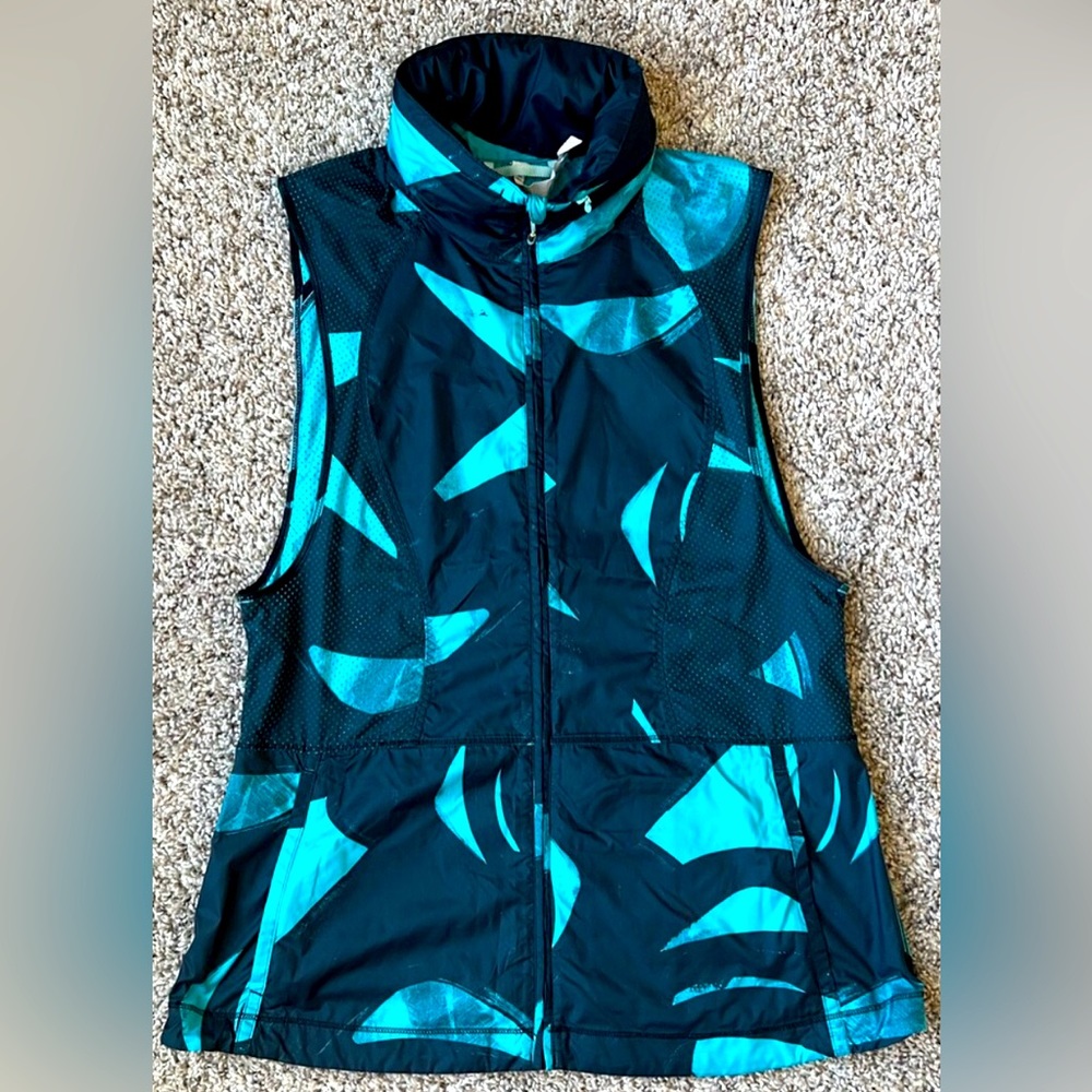 ❌ Lululemon “Pack It” Lightweight Vest for running
